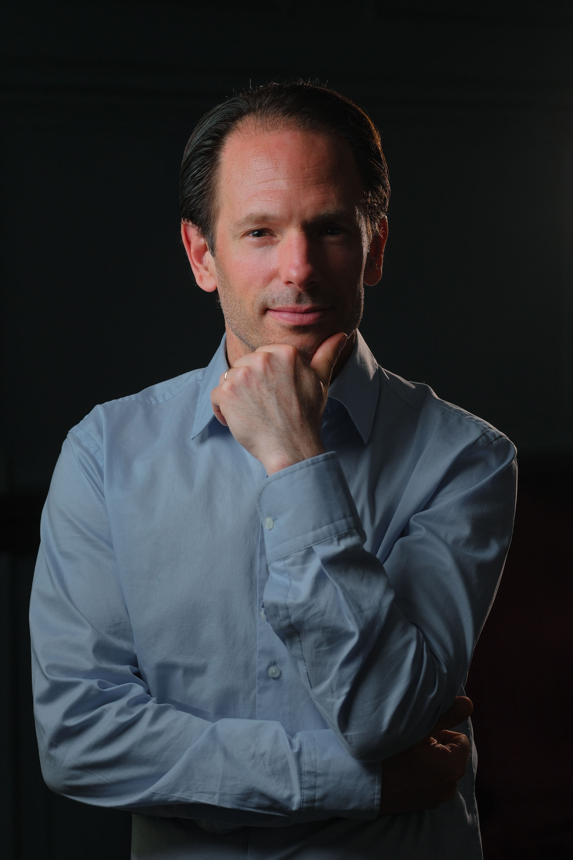 Greg Nieuwenhuys, thoughtful portrait